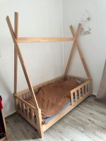 Tipi-Bett Naturholz 70x140 cm von Vitalispa inkl Matratze TOP!!! Nordrhein-Westfalen - Hagen Vorschau