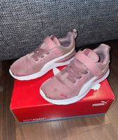 Puma Sneaker Mädchen Sportschuhe Klett 30 Anzarun Lite Metallic Brandenburg - Potsdam Vorschau