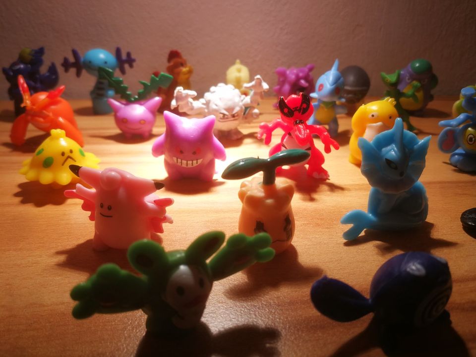 24x POKEMON Figuren - Comic - Fantasy - Marvel - Trickfilm - TV in Hamburg