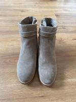 Stiefeletten Levi‘s Gr. 37 grau/beige Hannover - Kirchrode-Bemerode-Wülferode Vorschau