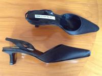 Slingpumps Satin schwarz Gr. 36,5 Sachsen - Glashütte Vorschau