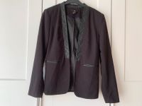 H&M Blazer Business schwarz Kunstleder-Revers Gr. 38 München - Ludwigsvorstadt-Isarvorstadt Vorschau