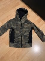 Sweatjacke Kinder 128 Camouflage top Zustand Kiel - Wellsee-Kronsburg-Rönne Vorschau