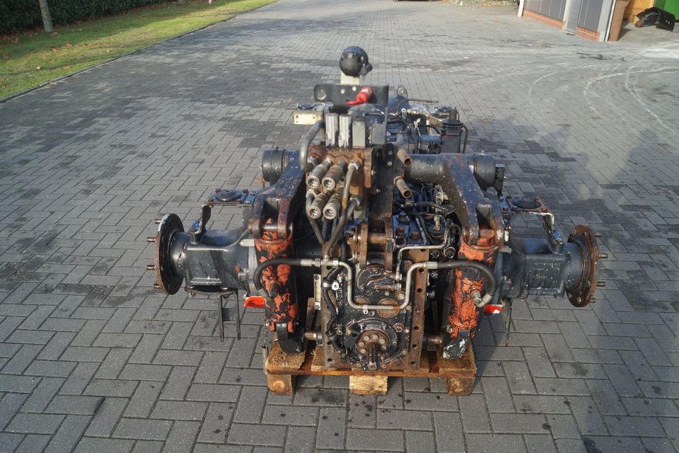 Getriebe f. Deutz Agrotron 120,135,150,6.20, ZF-Getriebe T7226 in Emsbüren