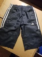 Adidas Sporthose Hose kurz Gr. 116 Junge Mädchen Hessen - Mengerskirchen Vorschau