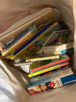 Diverse Bücher und kleinkinderpuzzle Nordrhein-Westfalen - Euskirchen Vorschau