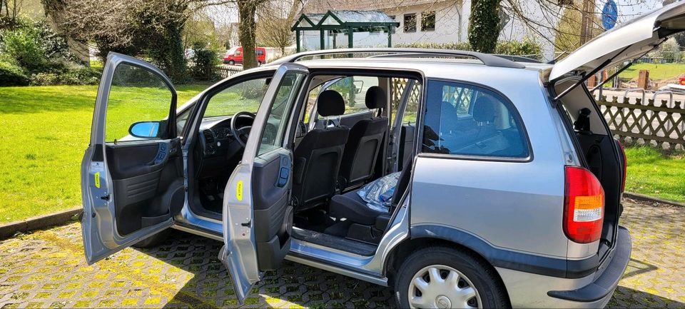 Opel Zafira A in Neunkirchen-Seelscheid