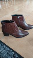 Esprit Schuhe  Stiefeletten Gr.39 Neu Nordrhein-Westfalen - Erkelenz Vorschau