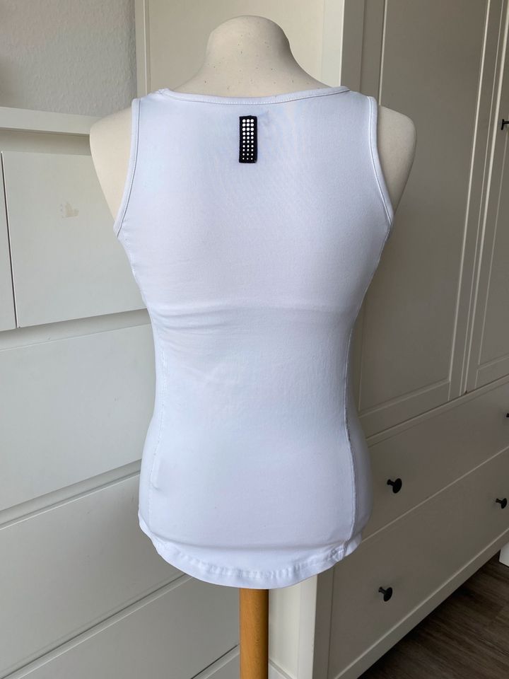 H&M Sport Top Gr. S 36 weiß Innentop Joggen Fitness in Apen