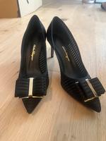 Salvatore Ferragamo wie neu! Gr. 39,5 Hessen - Hanau Vorschau
