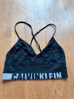 Sportbh Top von Calvin Klein Frühling Sommer blogger Neuhausen-Nymphenburg - Neuhausen Vorschau