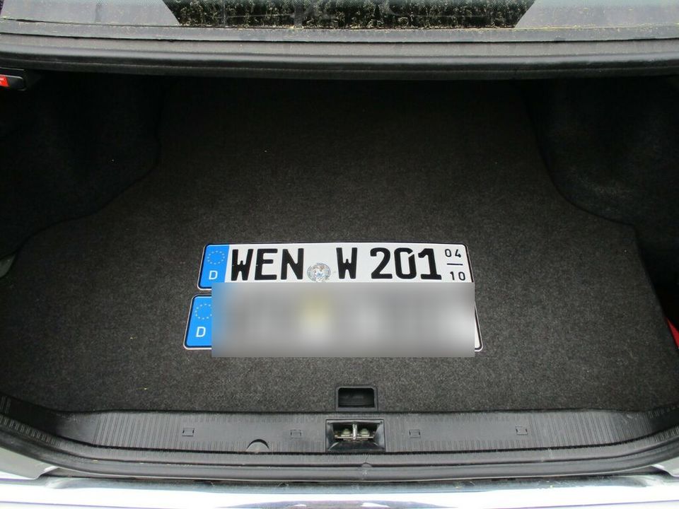 Mercedes C280 Sport mit org. AMG Sportpaket, H. Kennzeichen in Nürnberg (Mittelfr)