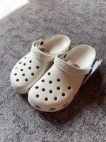 Crocs Weiß mit Anstecker Thüringen - Erfurt Vorschau