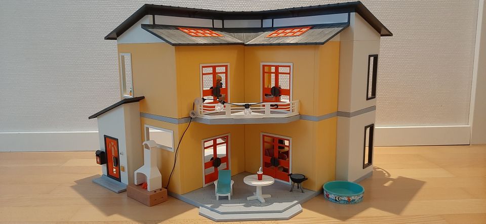 Playmobil City Life Modernes Wohnhaus 9266 in Borken