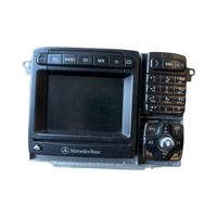 Mercedes W220 S Klasse Radio CD Navi Comand A 2208270442 Schleswig-Holstein - Kaltenkirchen Vorschau