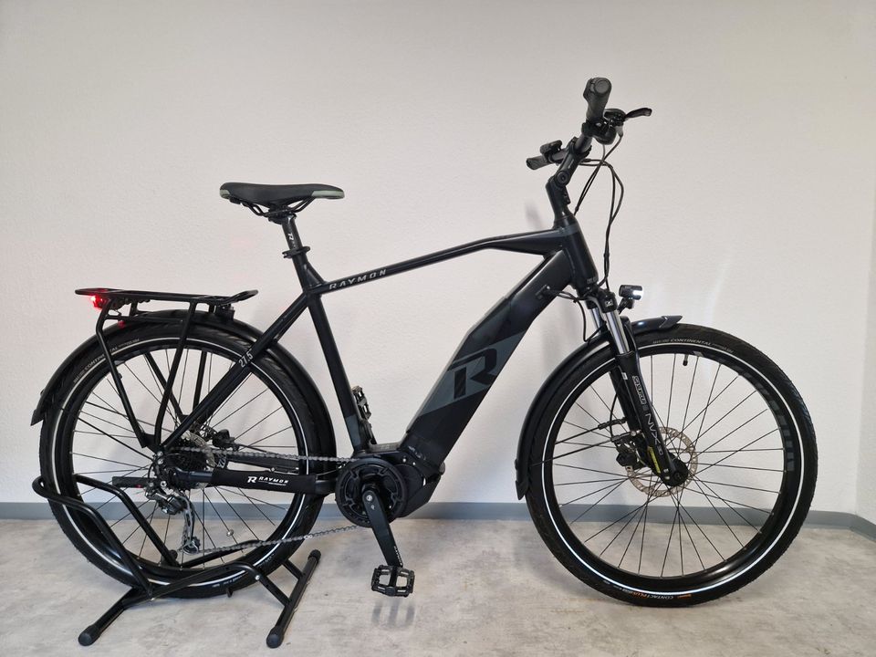 E Bike Raymon TourRay (1573Km) UVP: 2799€ Trekking Tourer Allroad in Eckental 