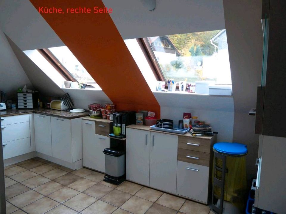 Dachgeschosswohnung 3 Zimmer-Küche-Bad in Siegen