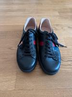 Gucci Schuhe Schwarz mit Biene 1x Getragen Gr. 45 Bayern - Gauting Vorschau