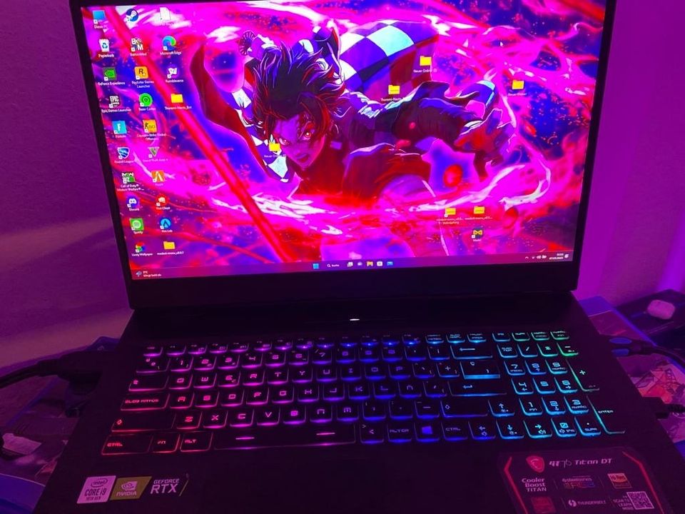 Gaming Laptop Notebook MSI GT76 10 SGS TITAN DT in Dortmund