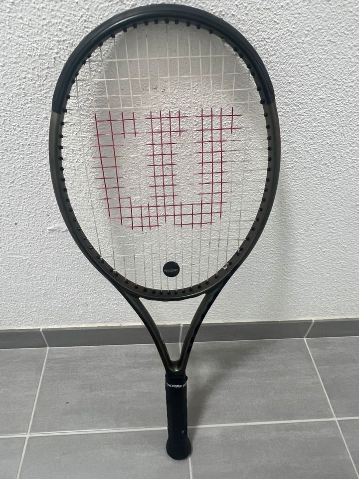 Wilson tennisschläger Blade V8 in Jettingen-Scheppach