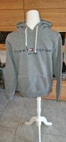 Hoodie Tommy Hilfiger, grau, Gr. S Nordrhein-Westfalen - Würselen Vorschau