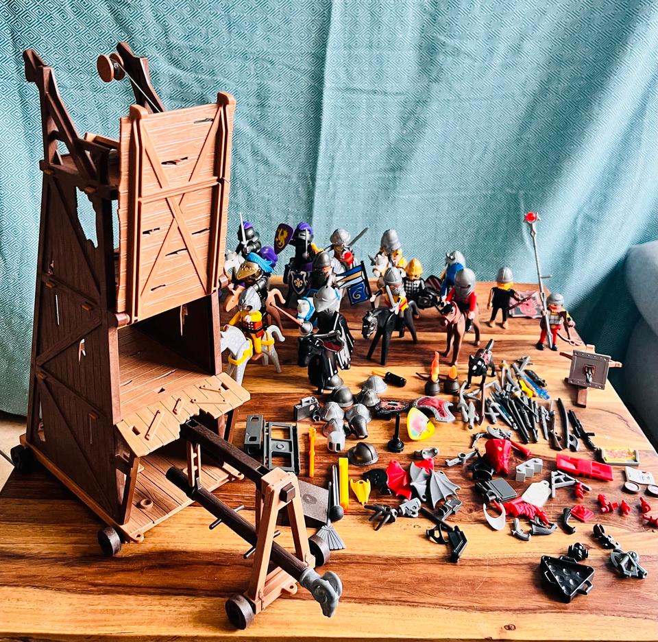 Playmobil Ritter Konvolut mit Angriffsturm / Rammbock in Berlin