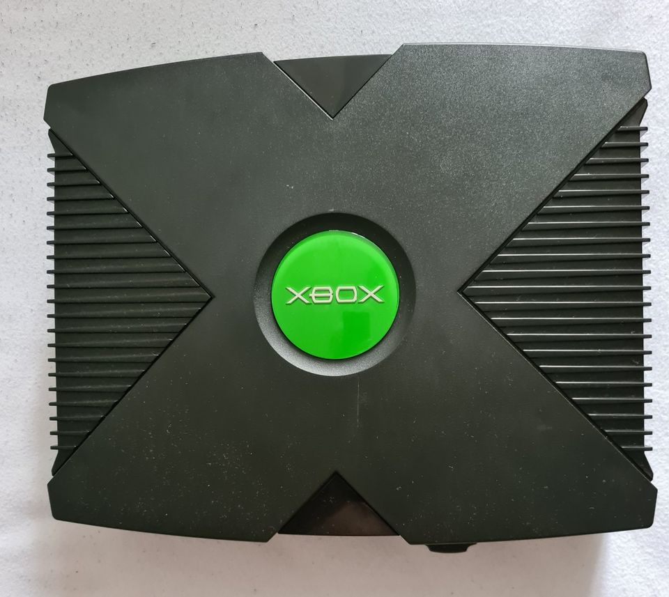 -MICROSOFT Xbox Classic Konsole 1, 1 Controller, 1 Spiel- in Homberg (Efze)
