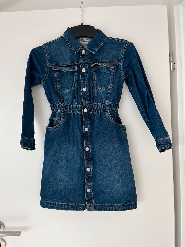 Mädchen Kleid Jeans in Sachsenheim