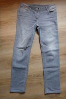 Jeans Cecil W30 L30 Charlize Grau Top Zustand Nordrhein-Westfalen - Borken Vorschau