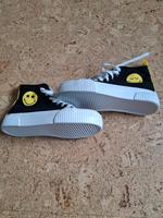 NAGELNEUE  Smiley  Sneaker  Schuhe, Gr 36 Hessen - Hessisch Lichtenau Vorschau