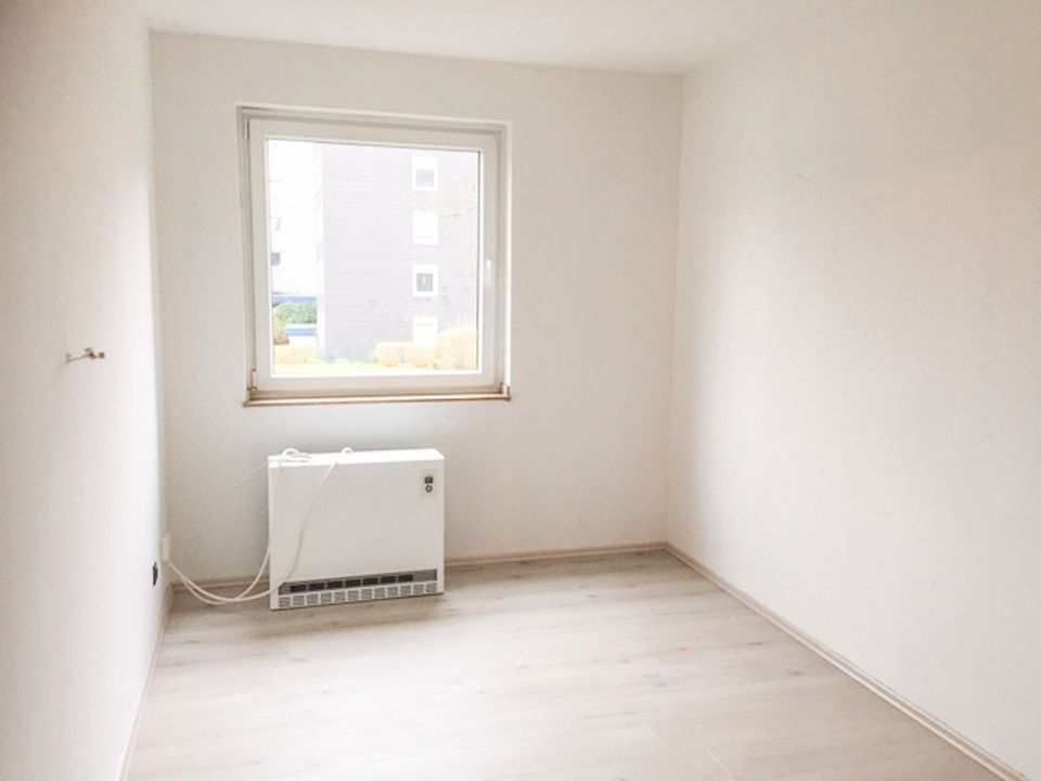 Essen - Horst| Renovierte 4,5-Zimmer-1OG-Wohnung mit Loggia in guter Lage! in Essen Freisenbruch