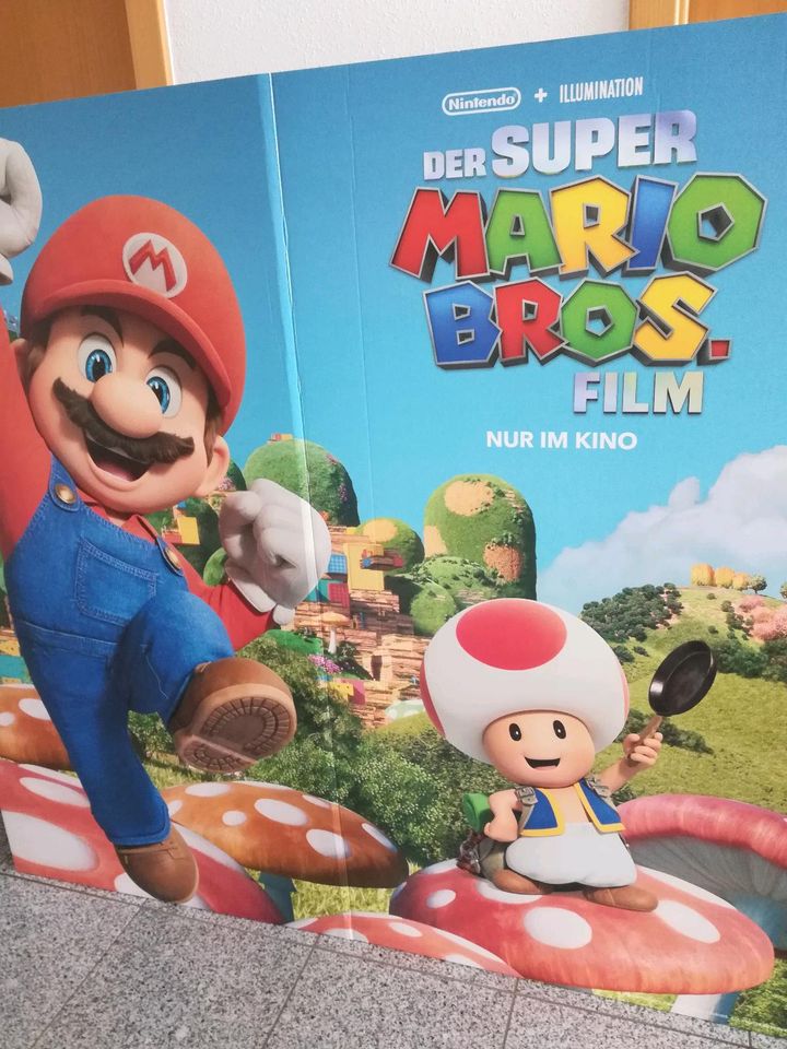 Nintendo SUPER MARIO BROS. Film Pappaufsteller Werbedisplay Kino in Illertissen