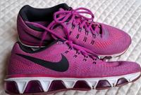 Nike Sneaker Sportschuhe Gr 40 Beerenton flieder super Zustand Schleswig-Holstein - Bargteheide Vorschau