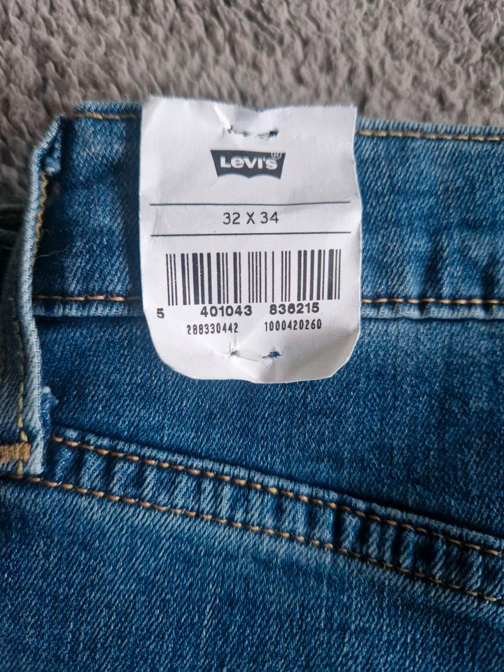 Levi's 512 Slim Taper, neu, 32/34, blau in Wuppertal - Barmen | eBay  Kleinanzeigen ist jetzt Kleinanzeigen