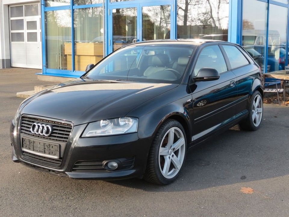 Audi A3 1.8 TFSI S line Sportpaket plus in Allstedt