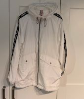 Tommy Jeans Blouson Loose Fit Jacke Gr L weiß Hilfiger Damen neuw Niedersachsen - Rotenburg (Wümme) Vorschau