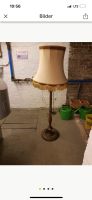 Stehlampe Retro Antik Lampe Holz Stoff gepflegt Berlin - Dahlem Vorschau
