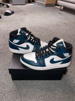 Nike Jordan 1 mid dunkelblau Gr. 43 Nordrhein-Westfalen - Hiddenhausen Vorschau