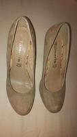 Braune High Heels mit 10cm Absatz Schleswig-Holstein - Oststeinbek Vorschau