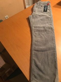 TRUE RELIGION KORD JEANS GR: 29 grau NEU in Ruderting