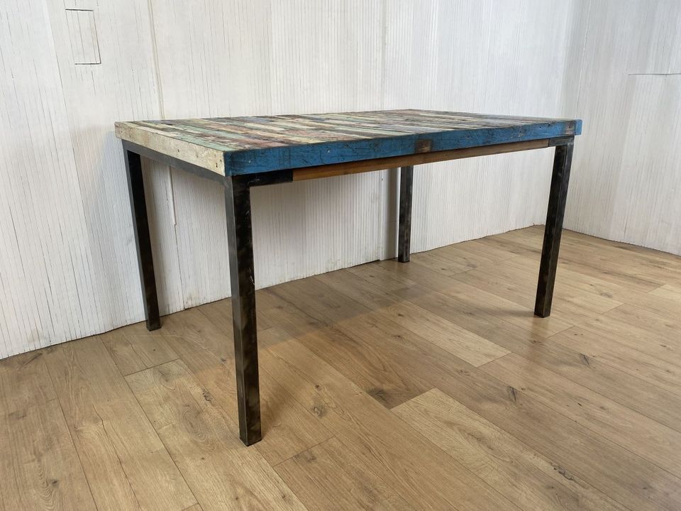 Boatwood by WMK # Wunderschöner Esstisch (140x90cm), ein aus altem Bootsholz handgefertigtes Unikat, Patchwork Teakholz auf Metallgestell # Tisch Esszimmertisch Küchentisch Holztisch Dinning Table in Berlin