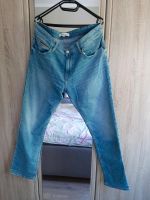 Biete diese Tommy Hilfiger Herrenjeans Gr 34/30 Berlin - Lichtenberg Vorschau