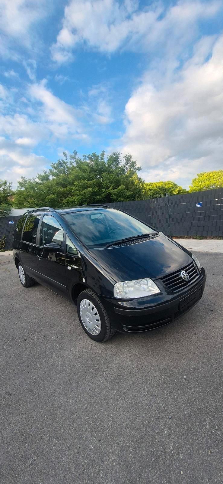 Abbildung des Autos VW SHARAN 2.0 7SITZER AU…