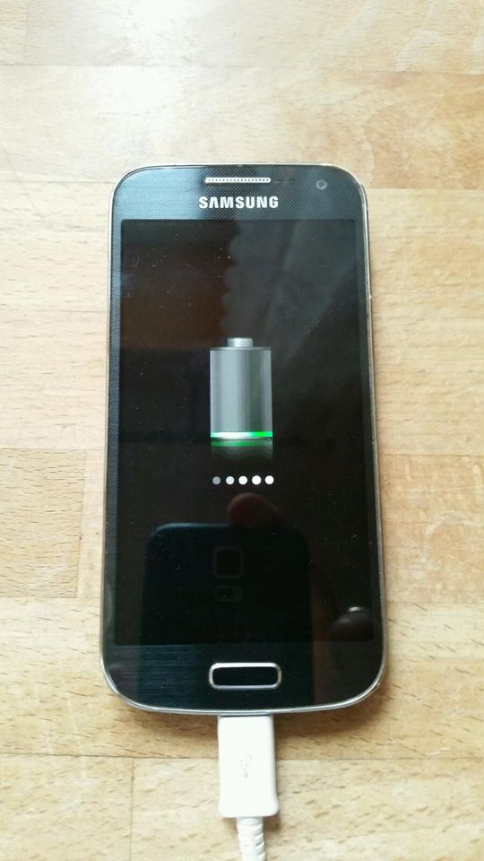 Samsung S4 mini schwarz / Guter Zustand. in Lilienthal