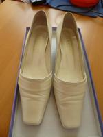 Pumps Farbe Ivory Hessen - Karben Vorschau