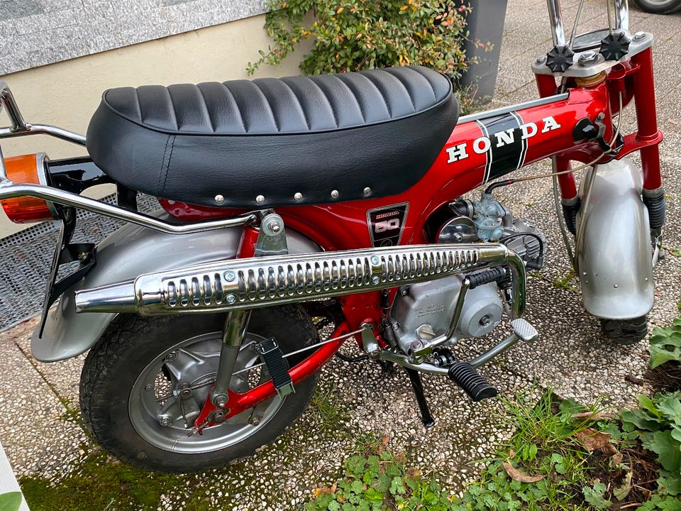 Honda Dax ST 50 G * Bj 1976 *  rot in Wehr