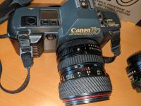 Canon T70 Kamera (analog) mit zus. Objektiv und Blitzlichtaufsatz Nordrhein-Westfalen - Reken Vorschau