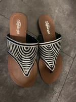 Buffalo Girl Damen Gizeh Pantolette gr. 37 Neu mit Preis Nordrhein-Westfalen - Alsdorf Vorschau