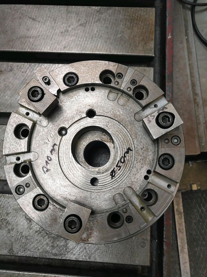 Spannfutter mit Exenteraufsatz 210 mm in Witten