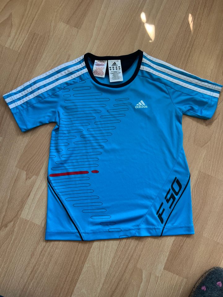 Adidas**Trikot**Sportshirt**Gr. 128 in Dresden
